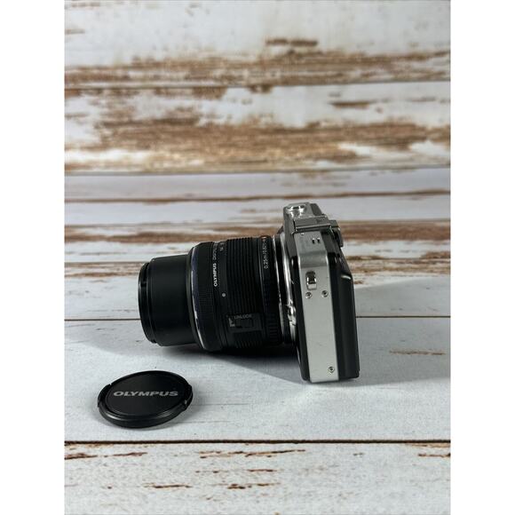 Olympus Pen Mini E-PM2 16MP Mirrorless Camera with 14-42mm Lens Only - Picture 3 of 9